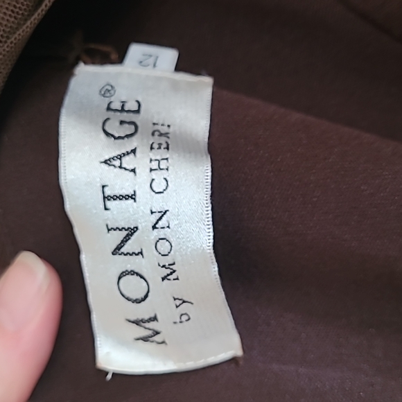 Formal dress - Picture 4 of 8